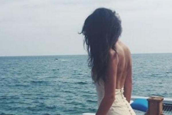 Bila je MIS SRBIJE, odrekla se titule da bi se udala za brata Emine Jahović i rodila TROJE DECE - Danas je RIBA I PO