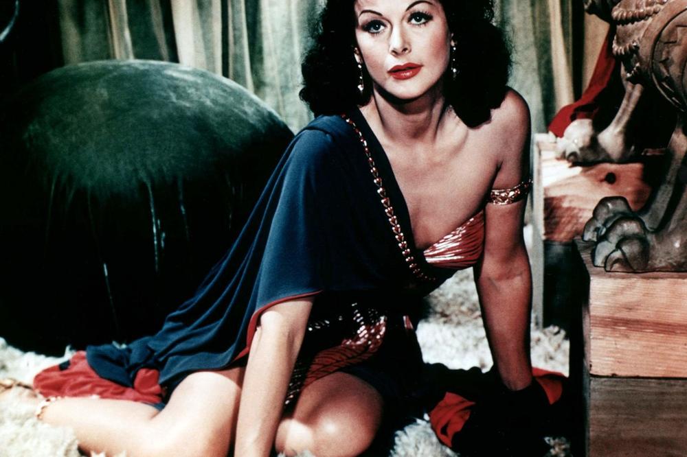 PRVA SCENA SEKSA U FILMU Kako je orgazam ove slavne lepotice PROMENIO ISTORIJU (VIDEO)