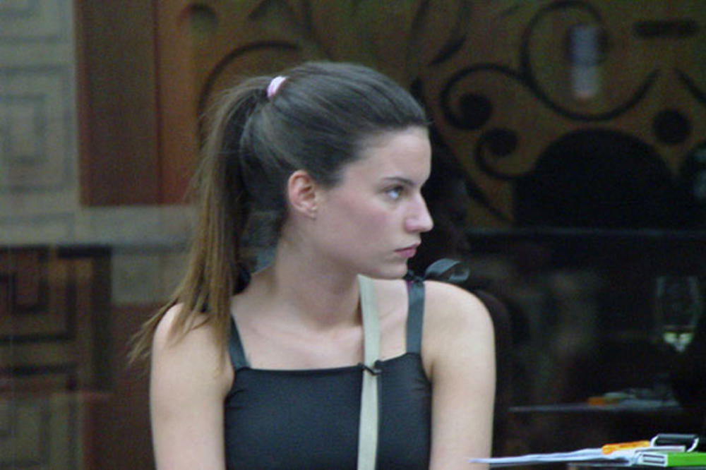 BILA JE BOMBA RIJALITIJA I VERENICA SPORTISTE: Jarić je na nju bacio oko, kako atraktivna manekenka danas izgleda!