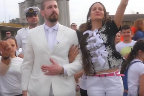 Njegova je duga piša, biće preCednik Ljubiša! Stihovi Belog dobili spot i urnebesan je! (VIDEO)