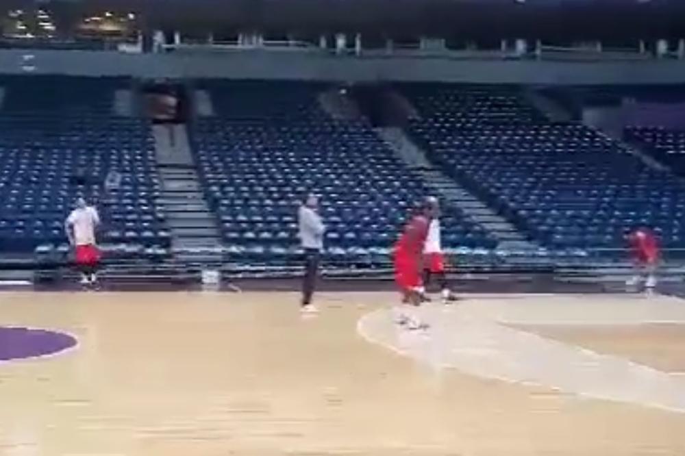 Ništa bolje od ovoga nije moglo da se desi Zvezdi pred jednu od najvažnijih utakmica sezone! (VIDEO)