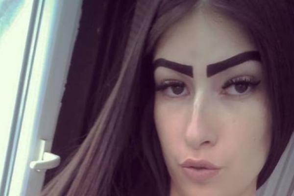 CELA SRBIJA JE ISPIRALA USTA SA NJOM, SADA JE NA SAJTU ZA ODRASLE: Doživela transformaciju i promenila lični opis