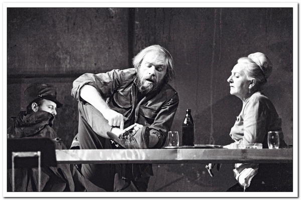 PRVAK DRAME Preminuo legendarni srpski glumac