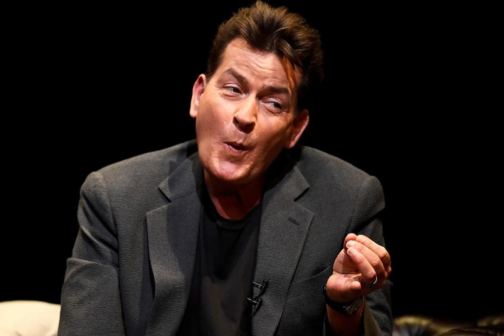 ČARLI ŠIN ODRUKAO KOLEGE: Znam nekoliko zvezda koje su HIV pozitivne!