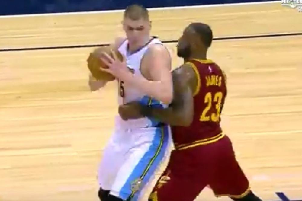 O ČEMU ĆE JOKIĆ PRIČATI UNUCIMA? Trener Denvera je u jednoj rečenici objasnio šta znači Jokićevo oduvavanje Lebrona! (VIDEO)