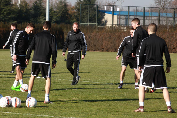 KAKO JE TO MOGUĆE: Ivan Tomić je na hodniku Teleoptika našao 5 miliona evra! (VIDEO)