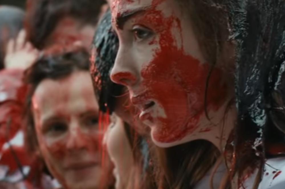 POVRAĆALI I PADALI U NESVEST ZBOG FILMA! Intervenisala Hitna pomoć (VIDEO)