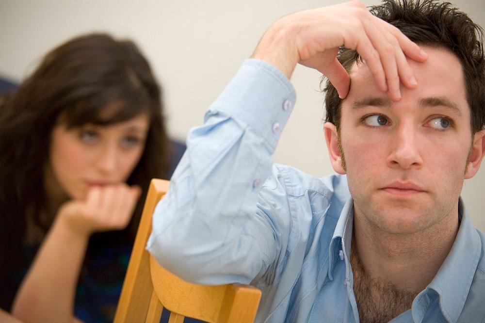 7 stvari koje muškarci počinju da rade pre raskida! (FOTO) (GIF)