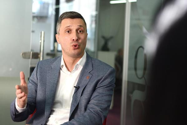 DVERI traže od REM-a da ukine Pinku NACIONALNU FREKVENCIJU