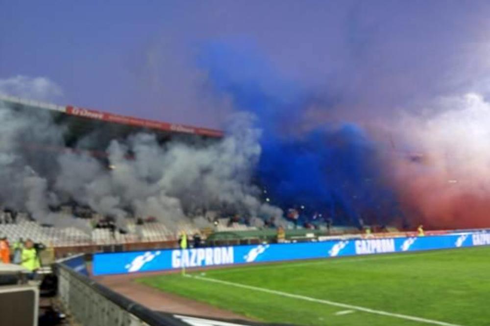 Koreografija i bakljada Delija i Fratrije poručuju - Srbija čuva Rusiju i Rusija čuva Srbiju! (FOTO) (VIDEO