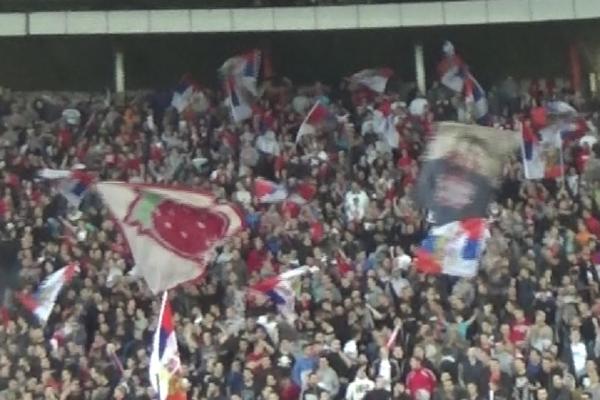 FEŠTA NA SEVERU! Dugo, ali baš dugo nismo čuli Delije da OVO pevaju! (VIDEO)