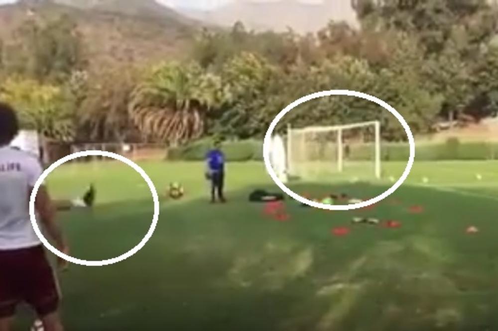 I sam Ronaldinjo bi mu pozavideo! Gol fudbalera Juventusa prkosi zakonima fizike! (VIDEO)