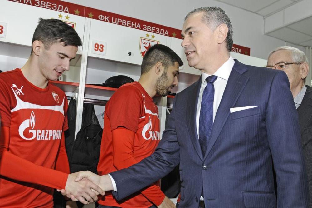 Zvezda digla novi kredit kod banke: Terzić založio ličnu imovinu zbog evrolicence?