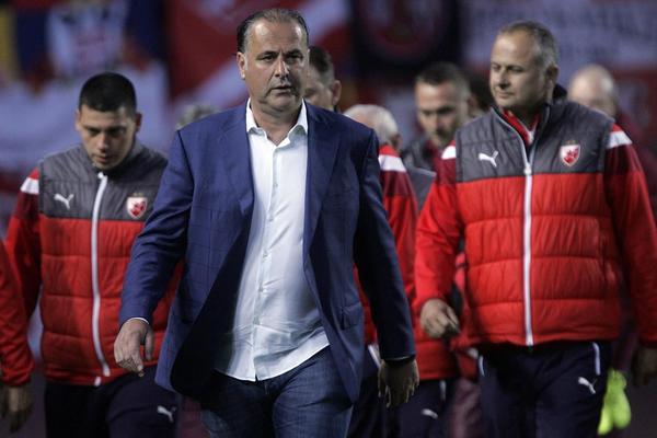 Da su čitali Espreso, Rusi bi znali šta da poklone Grofu, mada i ovaj dar koji je dobio nije nimalo loš! (FOTO)