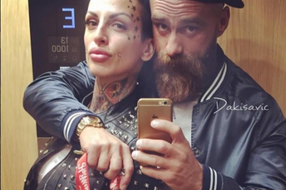 UZNEMIRUJUĆI VIDEO! NEK GLEDA SAMO KO MOŽE: Ovako Krunićka BUŠI jezik i obraz! JEZIVO!