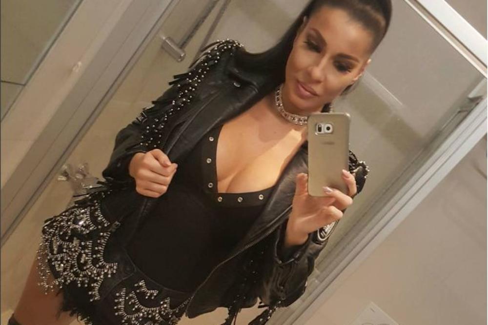 UHVAĆENI ZAJEDNO! Mia Borisavljević konačno u javnosti sa svojim POZNATIM DEČKOM! (FOTO)