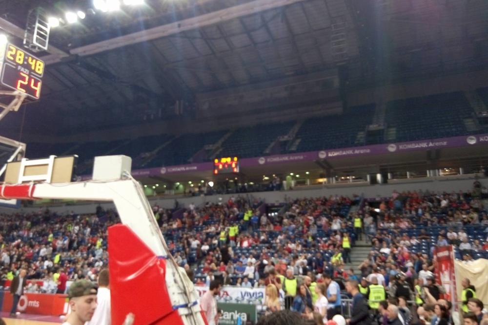 NJOJ JE VEČERAS NAJTEŽE! Sa jedne strane ljubav iz detinjstva, sa druge strane muž! Za koga li će navijati? (VIDEO)