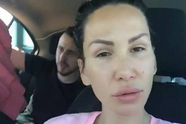 ŠTA URADI TO ŽENO? NADUVENA I PODBULA: Nikolija mrtva hladna objavila SELFI bez trunke šminke i ŠOKIRALA!