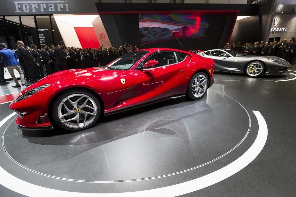 TRAMPOV luksuzni Ferari dobio novog vlasnika, cena PRAVA SITNICA! (FOTO)