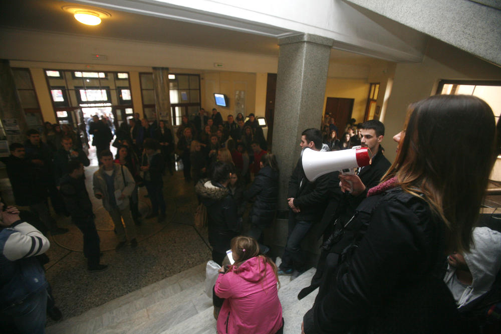 OZBILJNE OPTUŽBE NA PRAVNOM! Da li se izbori za studentski parlament nameštaju I ZBOG ČEGA?