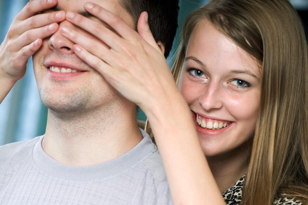 3 znaka koja jasno govore da ste vi problem u vezi, a ne on! (FOTO) (GIF)