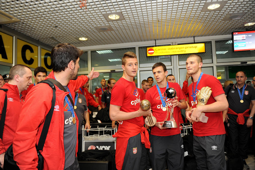 TRANSFER BOMBA NA APENINIMA! Srpski doktor fudbala prelazi u Juve?! (VIDEO)