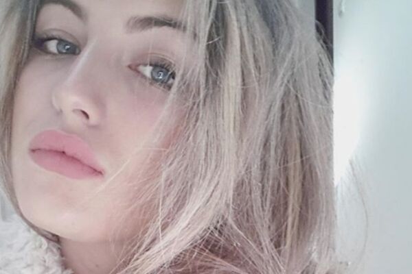 ĆERKA BRANISLAVA LEČIĆA KIDA INSTAGRAM! Zbog ovih SEKSI slika tata Leka hoće da se ubije...(FOTO)