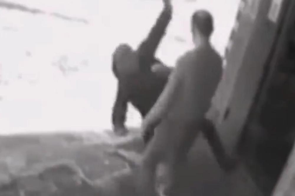 HULIGANI SU ŠUTIRALI VRATA PRODAVNICE: Kako su mogli da znaju da je vlasnik DŽUDISTA? (VIDEO)