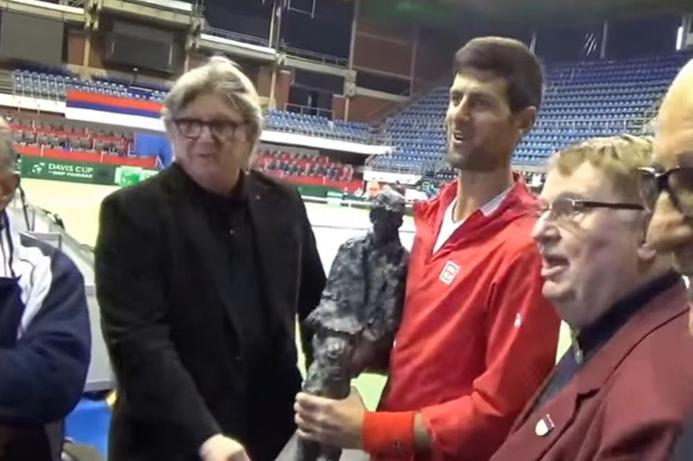 Đoković je godinu dana imao jednu želju, a onda su oni došli na njegov trening i nemajući pojma ispunili mu je! (VIDEO)