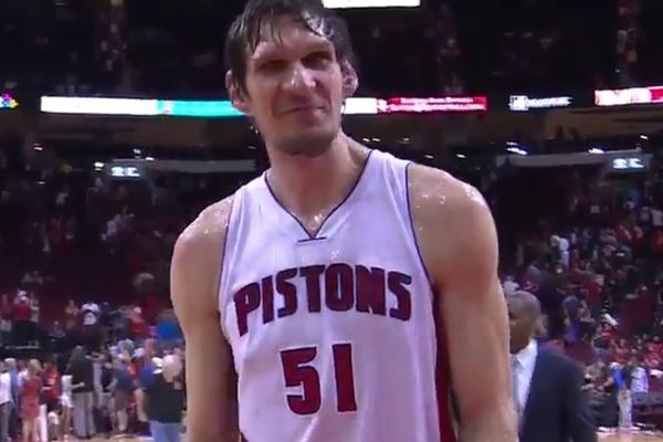 HIT SNIMAK KOJI JE OBIŠAO SVET! Bobi je imao svojih pet minuta slave, ali onda je Dramond sve upropastio! (VIDEO)