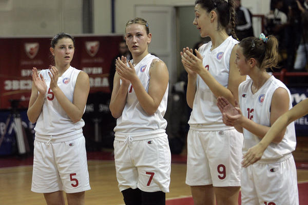 Šampion raznet 29 razlike! Zvezda na korak od osvajanja titule!