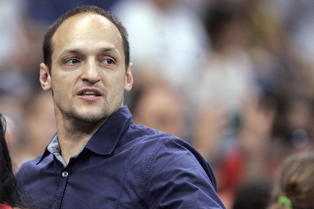 IGOR RAKOČEVIĆ POSTAJE BESMRTAN: Dres sa brojem 8 više niko nikada neće nositi!