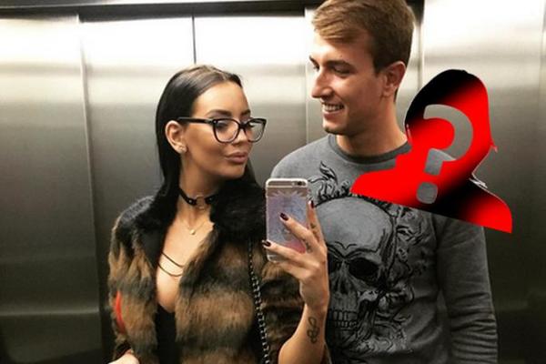 NIJE SE JOŠ NI OHLADIO RASKID! Bivši dečko Kaće Grujić ihvaćen sa PLAVUŠOM u kolima! (FOTO)