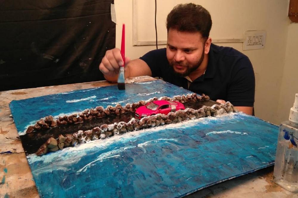 Legendarne akcione scene: Za njegove minijature svi misle da su pravi automobili! (FOTO)