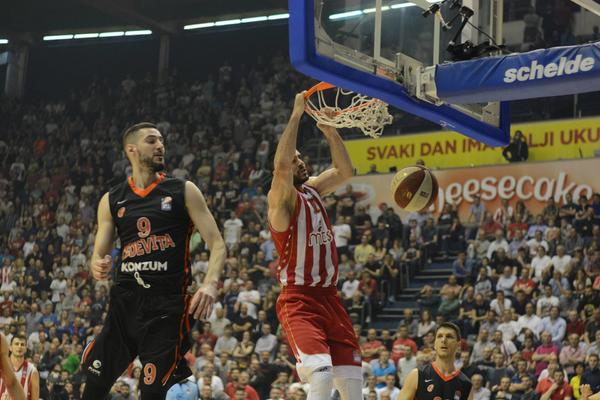 ZVEZDA JE KLASA ZA OVU LIGU! Cedevita ponižena, crveno-beli nikad bliže odbrani trona! (FOTO) (VIDEO)