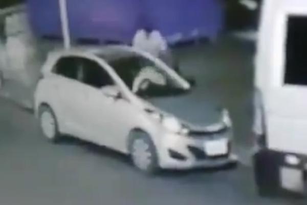 Nikad lakše nije ukrao auto, a još brže se OPROSTIO SA ŽIVOTOM! (VIDEO)