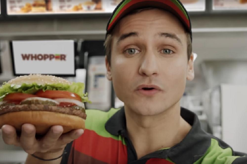 Haos reklama: Za samo 15 sekundi razbesnela je Google i Wikipediu! (FOTO) (VIDEO)