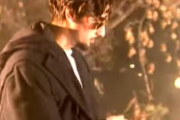 PRVO POJAVILJIVANJE VOJINA ĆETKOVIĆA i to tokom 90-ih godina u jednom HIT SPOTU!