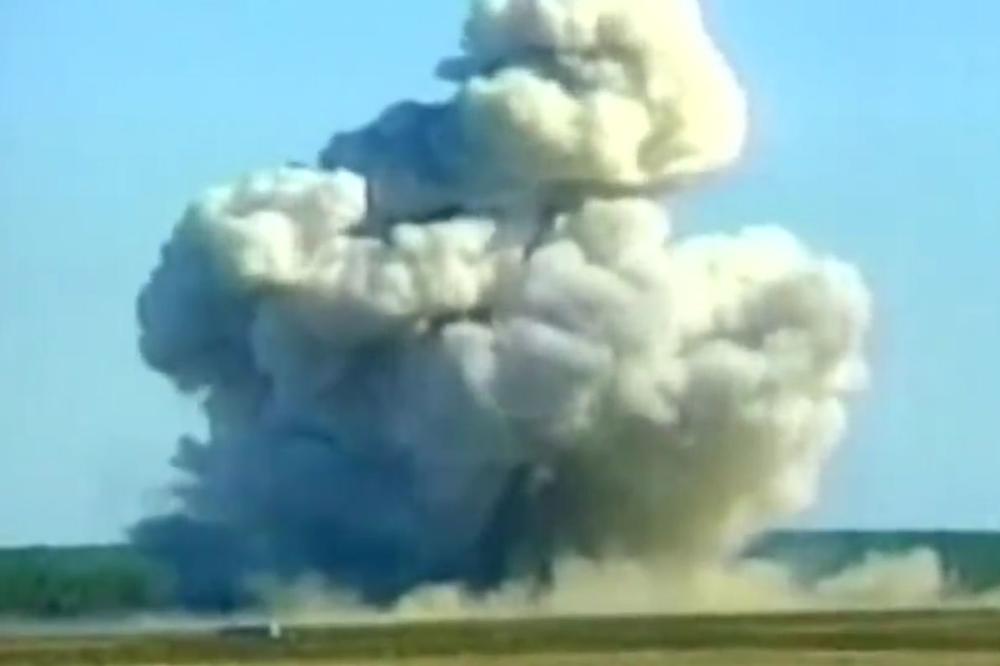 POGLEDAJTE KAKO IZGLEDA UDAR TRAMPOVE BOMBE UBICE: Ubijeno najmanje 36 ekstremista (VIDEO)