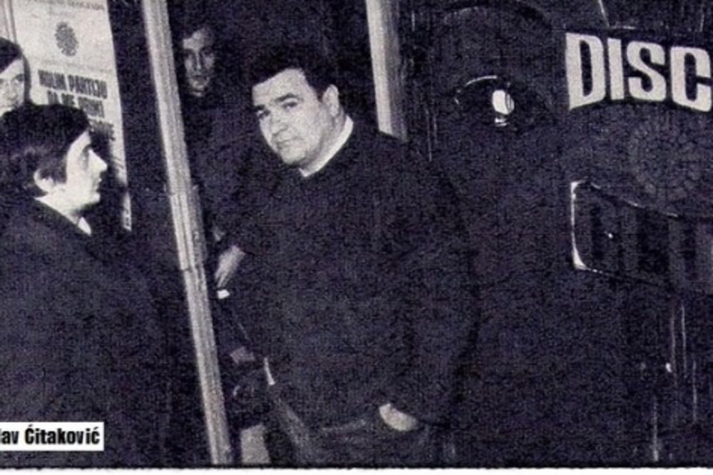 FOTKA LEGENDARNOG TRENERA: Trenirao je žestoke momke, a ovako je izgledao u 8. deceniji života (FOTO)