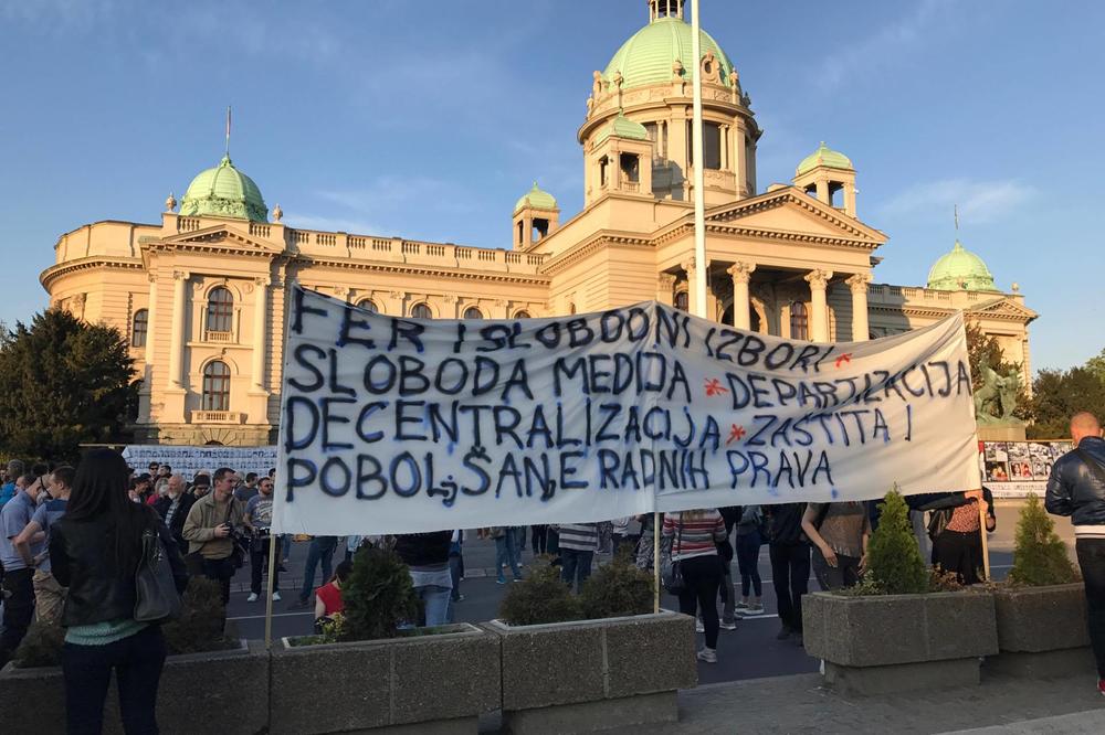 FABRIKE RADNICIMA, BUDŽETE STUDENTIMA: 21. dan protesta završen! (FOTO) (VIDEO)