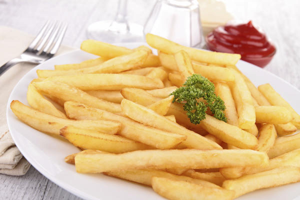 Želite pomfrit kao iz restorana? Evo nekoliko trikova za to!