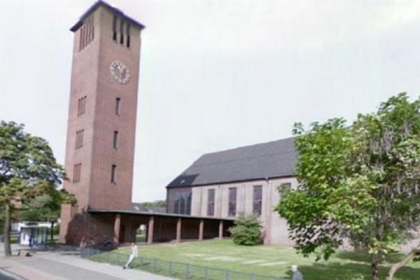 PANIKA NA VELIKI PETAK U NEMAČKOJ: Svi se uplašili muslimana koji se čudno ponašao, ali...