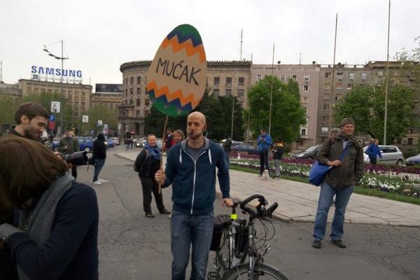 A ZA USKRS - MUĆAK! 14. dan protesta GOTOV, demonstranti prošetali samo na kratko, a sutra - ponovo na ulicama! (FOTO)