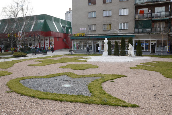 Samoubistvo u Paraćinu uoči Vaskrsa: Majka dvoje dece skočila sa sedmog sprata!