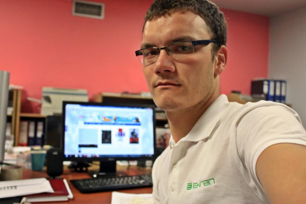 Emir trči za decu sa autizmom, a putem Fejsbuka prodaje svaki pretrčani metar! (FOTO)