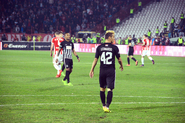 GOTOVO JE! LJUBIMAC "GROBARA" POTPISAO!