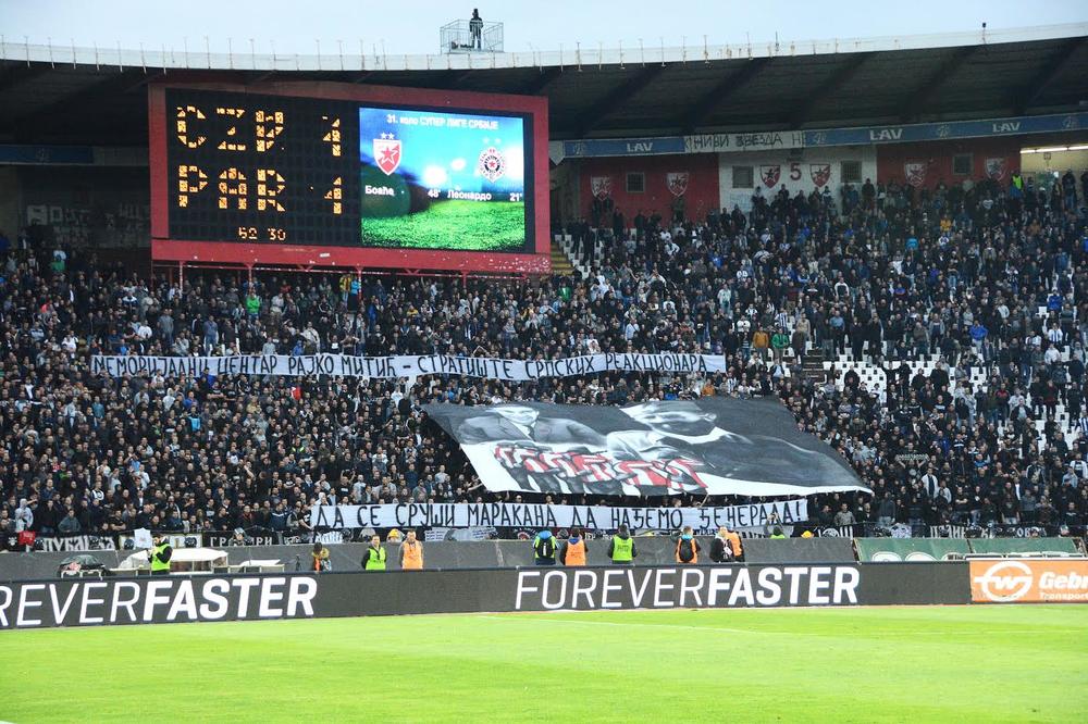 ZVEZDAŠI STRELJALI DRAŽU: Brutalne prozivke Grobara za Delije koje ste propustili na derbiju! (FOTO) (VIDEO)