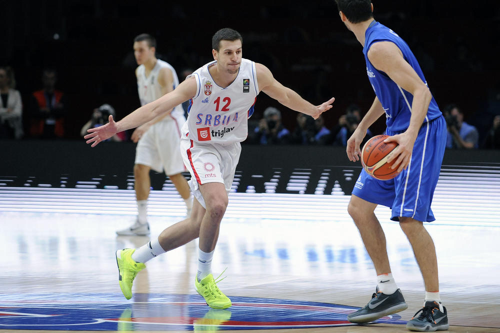 JOŠ SAMO PREGLEDI: Potpisuje Gagi Milosavljević! (FOTO)