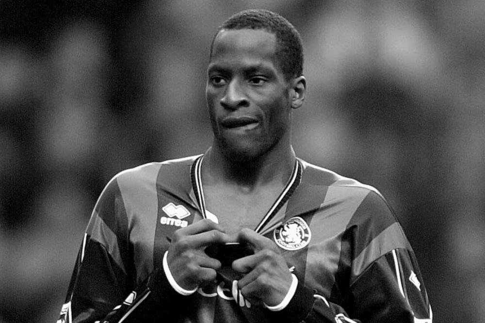 NIJE IZDRŽAO: Bivši reprezentativac Engleske preminuo u 44. godini! (VIDEO)